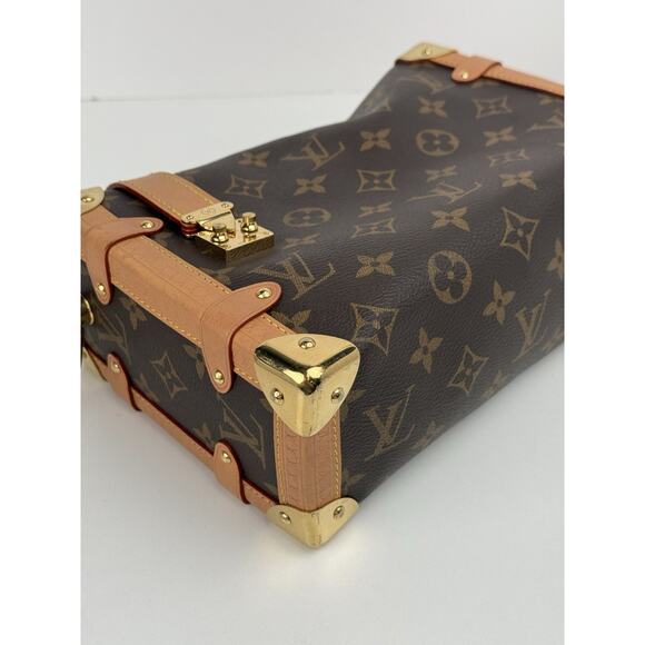 LOUIS VUITTON Monogram Side Trunk Bag - Picture 6 of 8